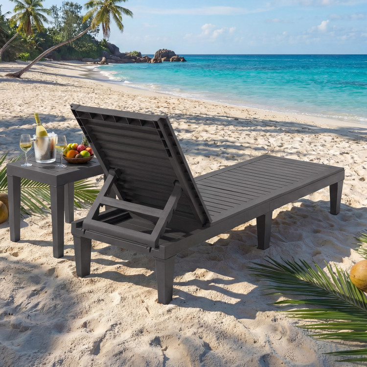 Outdoor_Chaise_Loung_1769136511094144_421869.jpg